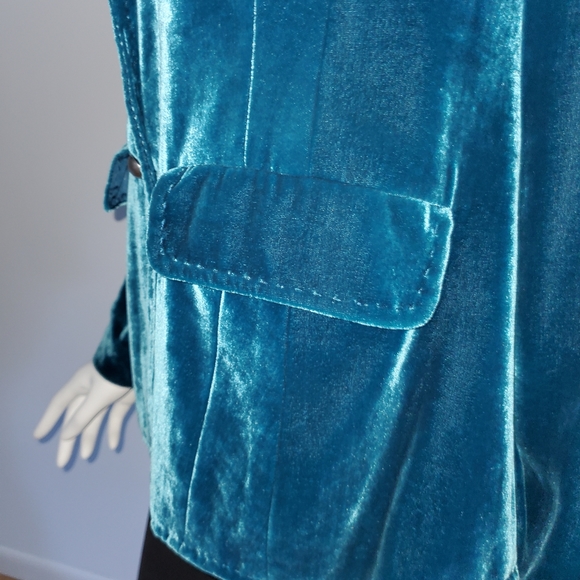 Jacket - Picture 4 of 5